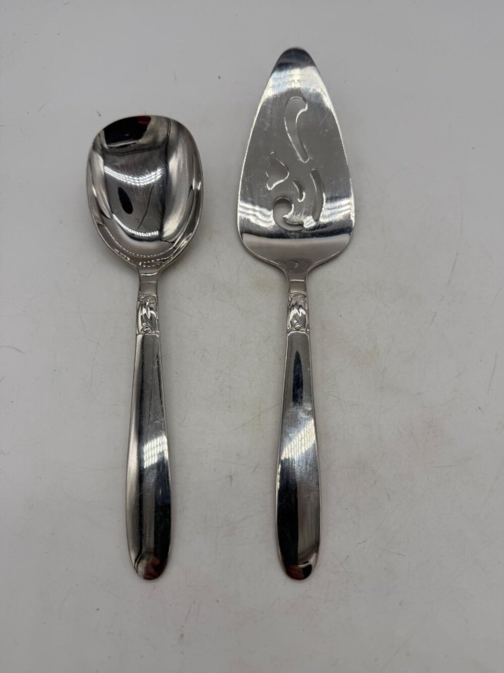 Vintage Two Piece International Silver Stainless Serving Utensils Spoon and Cake